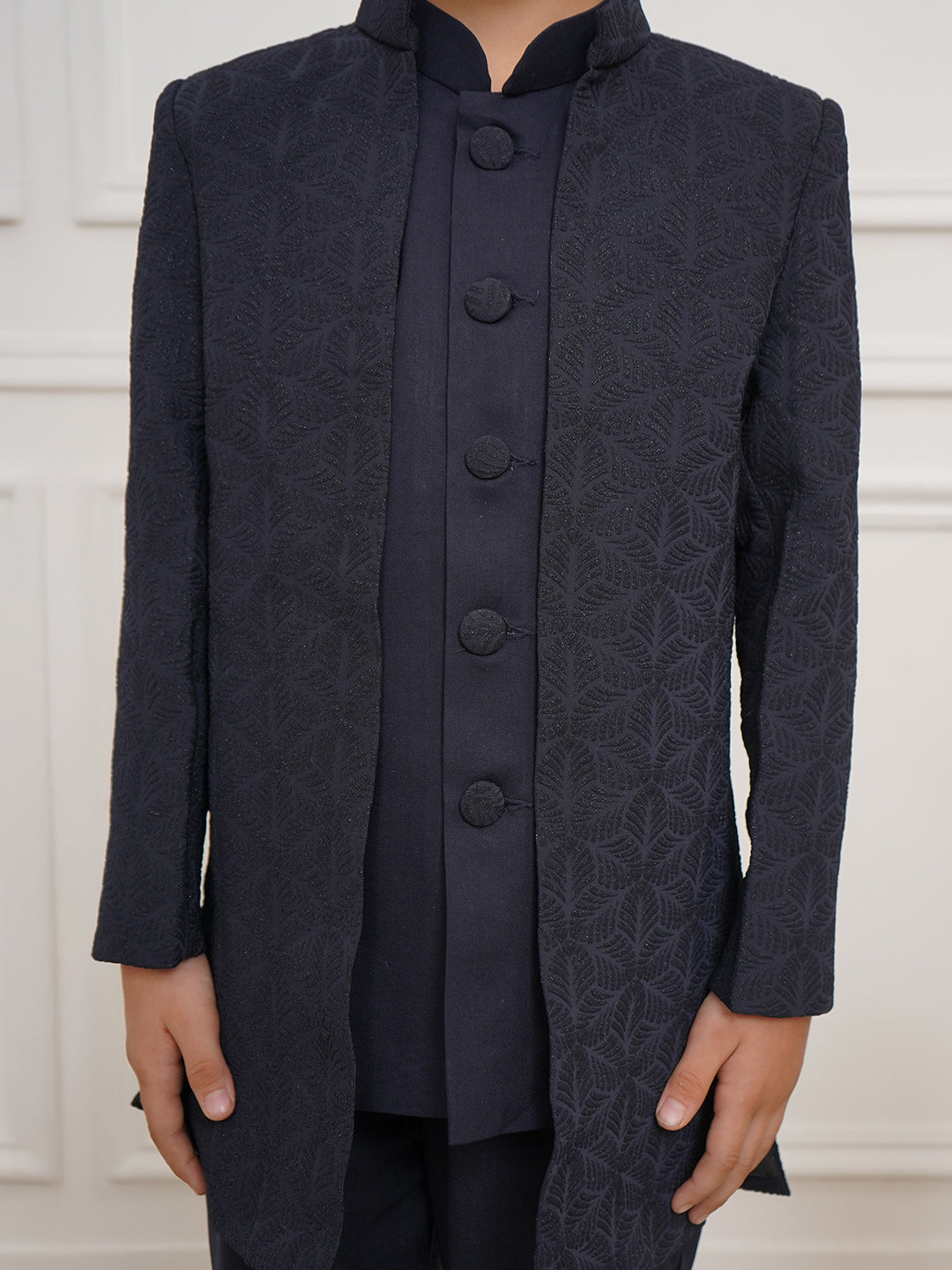 VASTRAMAY Boys' Navy Blue Open Indowestern set - qivii