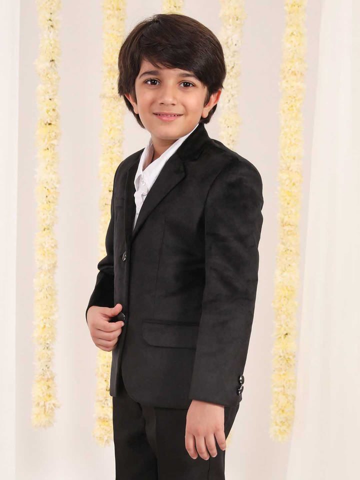 VASTRAMAY Boy's Black Velvet Blazer - qivii