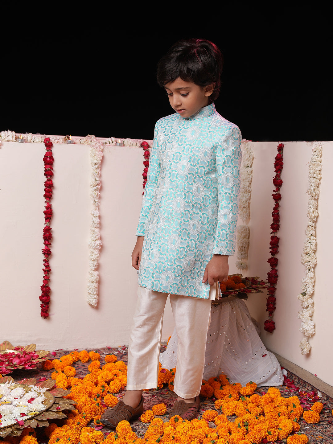 VASTRAMAY Boys' Blue Jacquard Sherwani Set - qivii