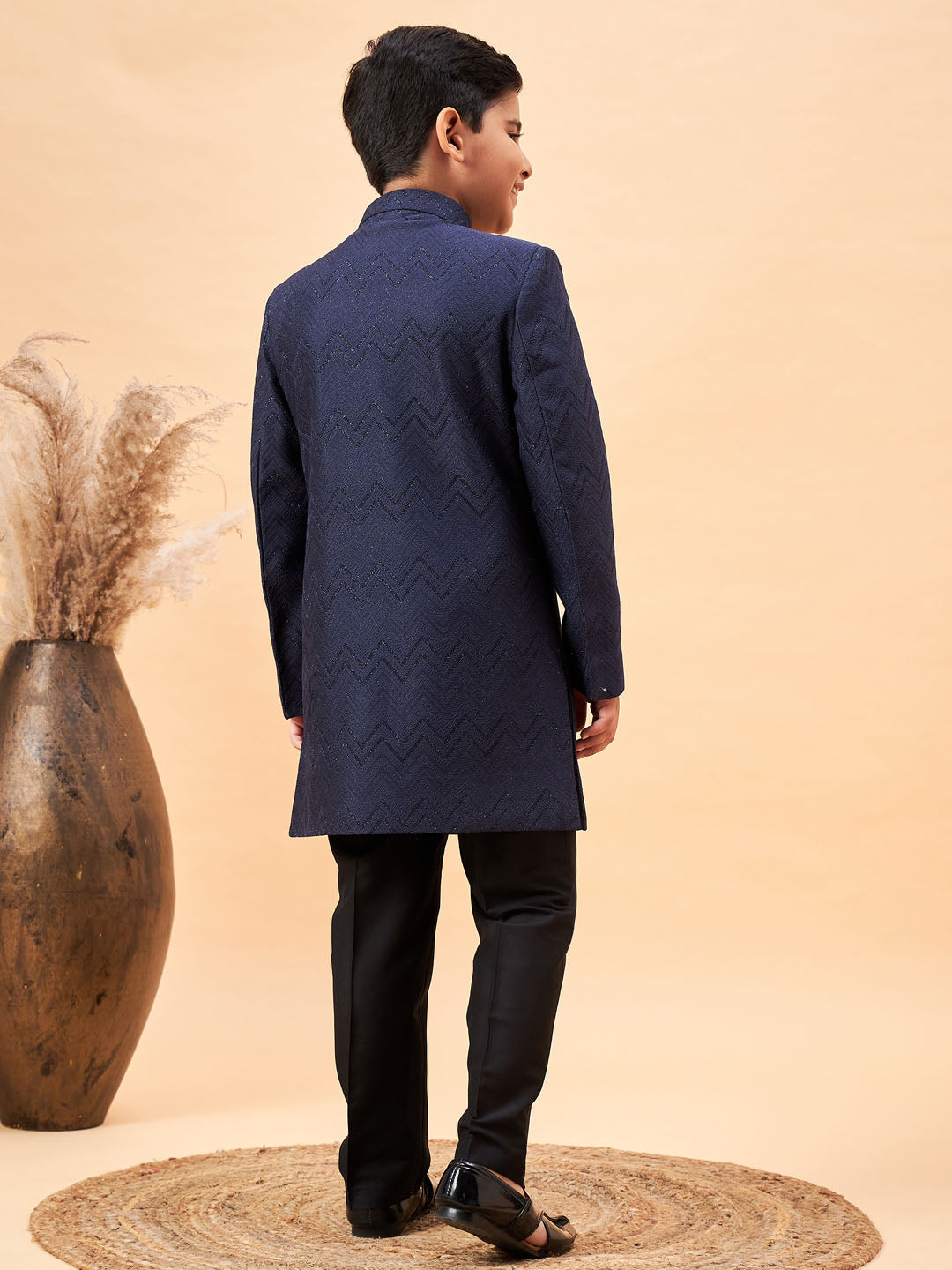 VASTRAMAY Boy's Navy Blue Glitter Indo Western Sherwani Set - qivii