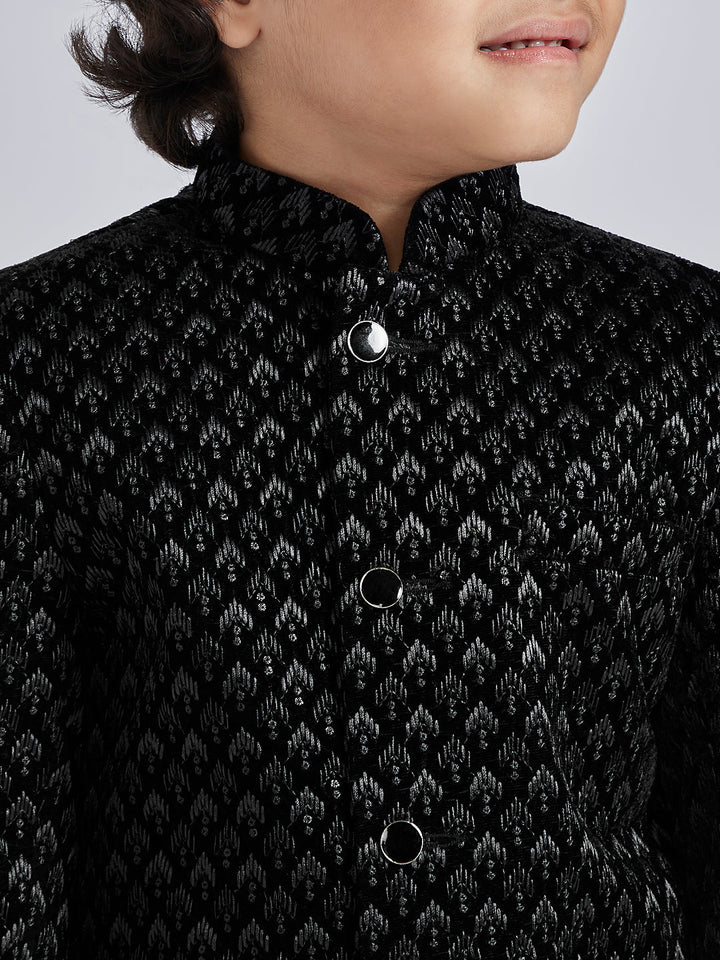 VASTRAMAY Boys' Black Sherwani Set - qivii