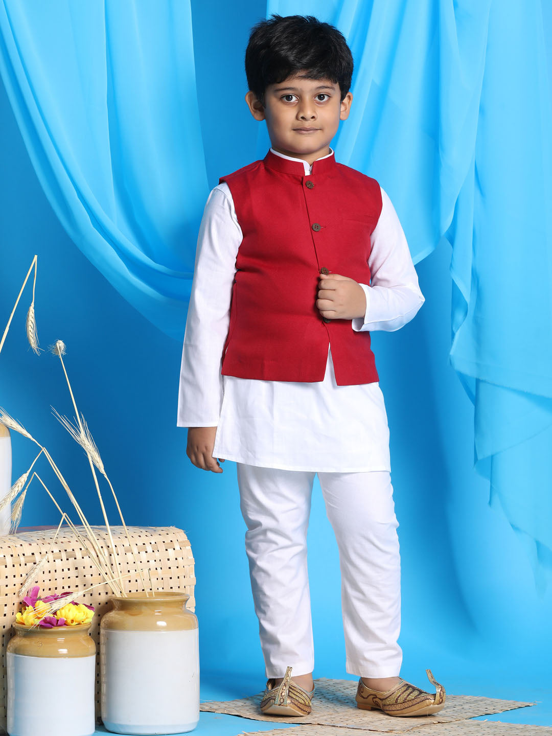 VASTRAMAY Boy's Maroon Solid Nehru Jacket With White Kurta Pyjama set - qivii