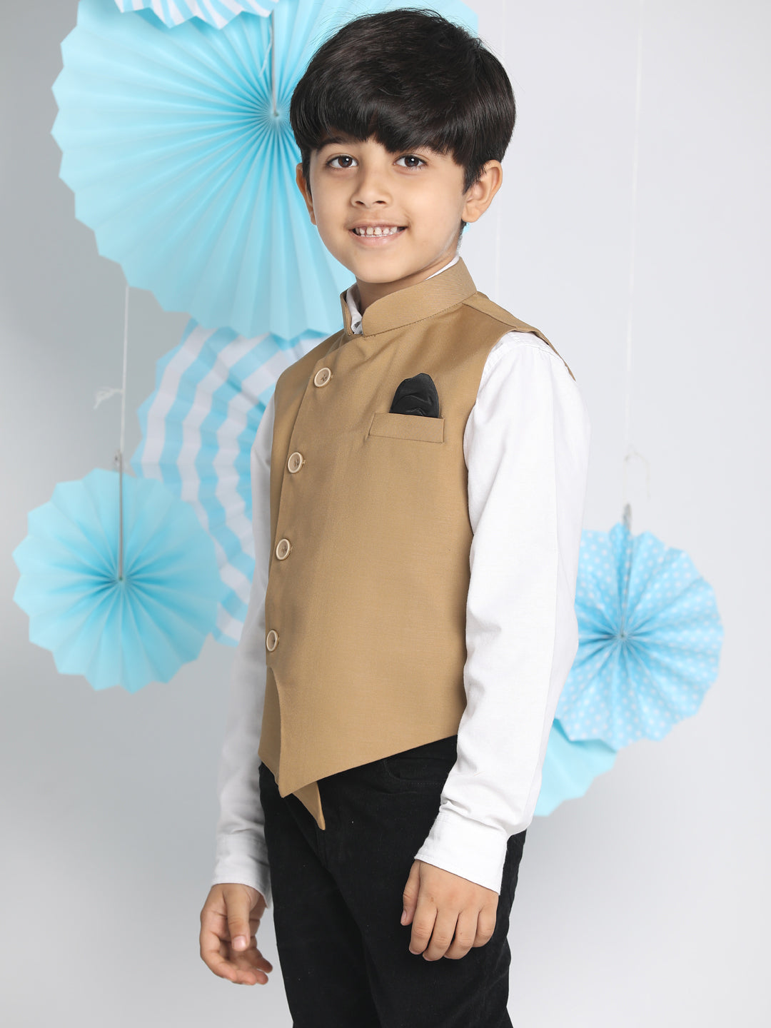 VASTRAMAY Boys Brown Solid Slim-Fit Satin Nehru Jacket - qivii