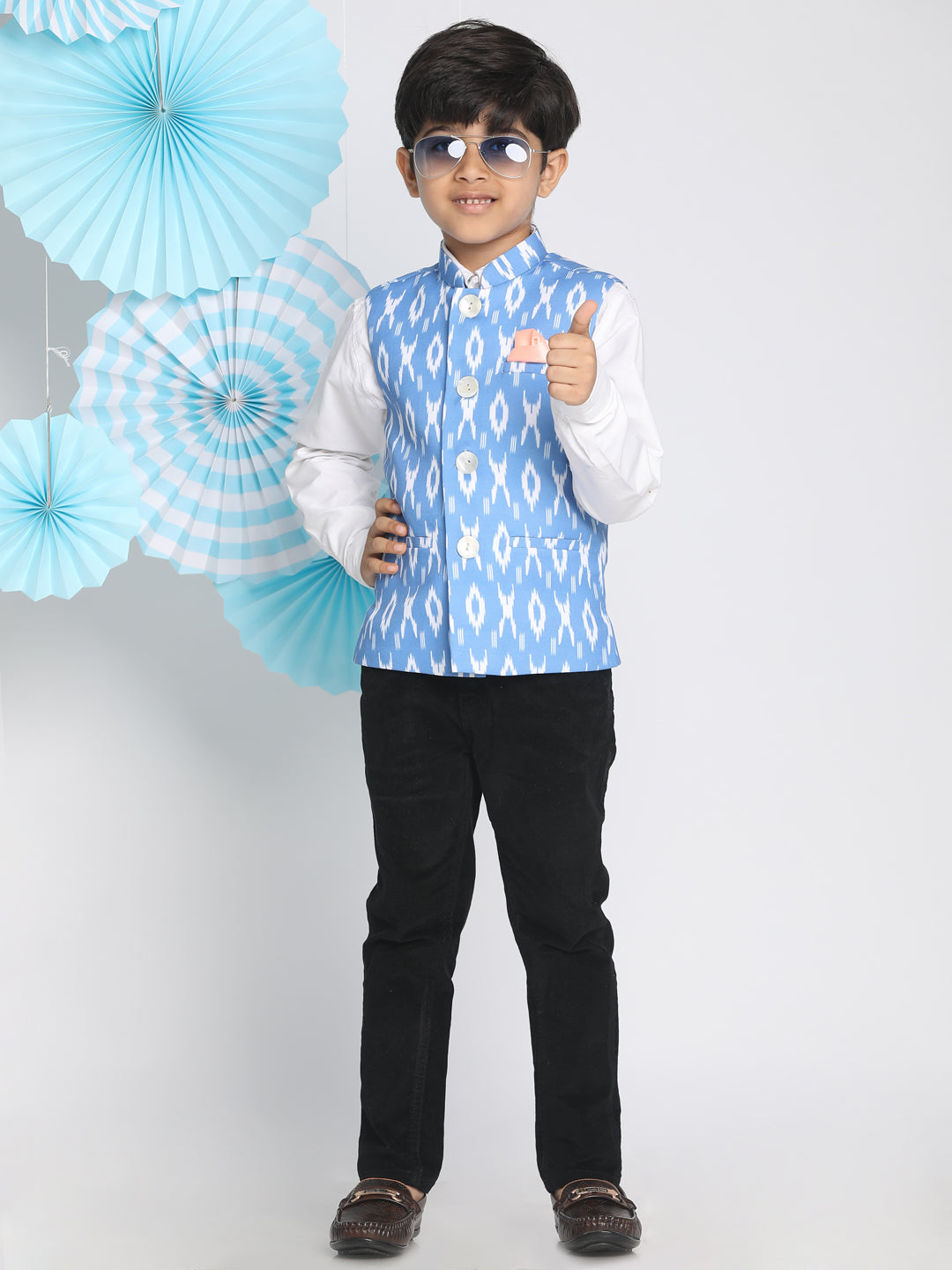 VASTRAMAY Boys Traditional Ikkat Print Classic Nehru Jacket - qivii