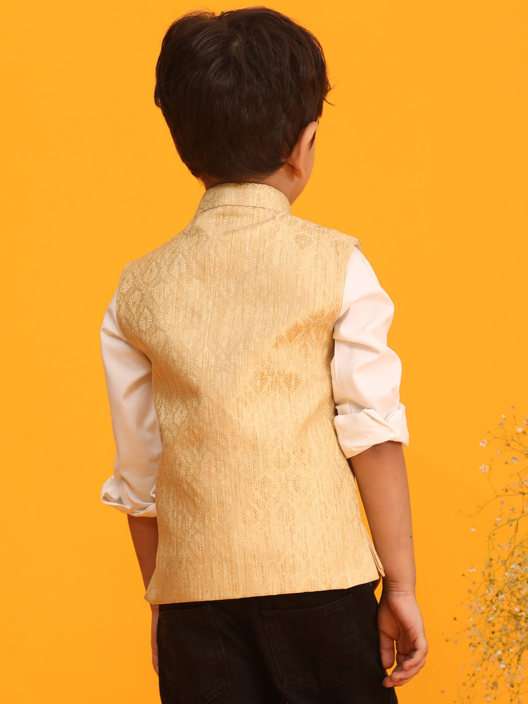 VASTRAMAY Boys Gold Woven Design Flap Ethnic Jacket - qivii