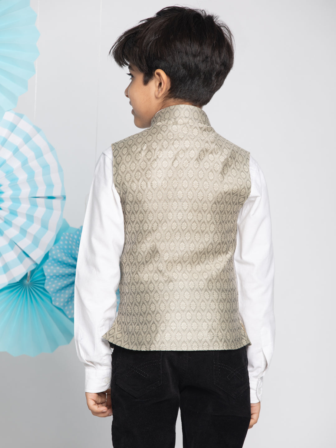 VASTRAMAY Boys Beige Nehru Jacket - qivii