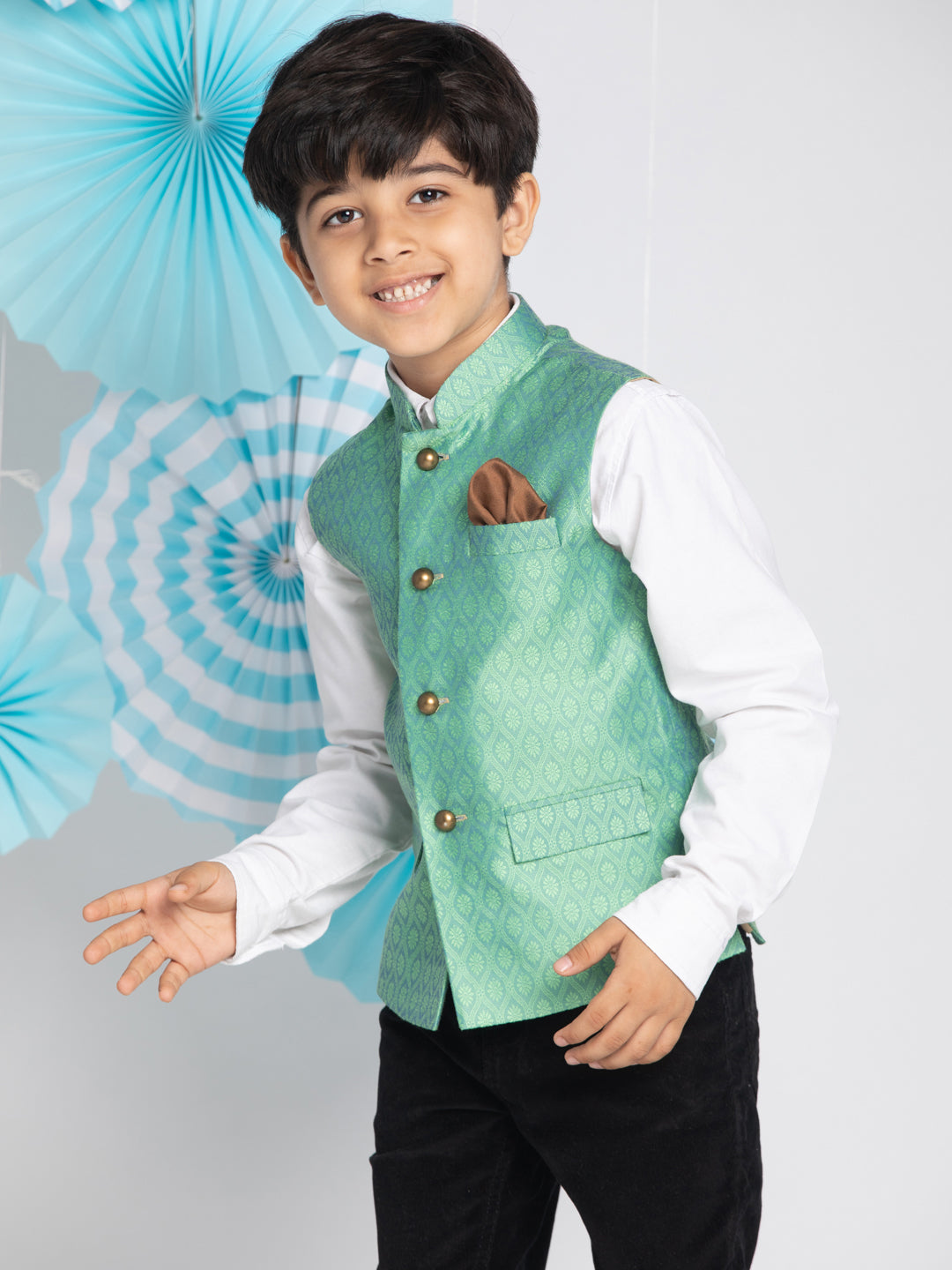 Vastramay Boys Green Nehru Jacket - qivii