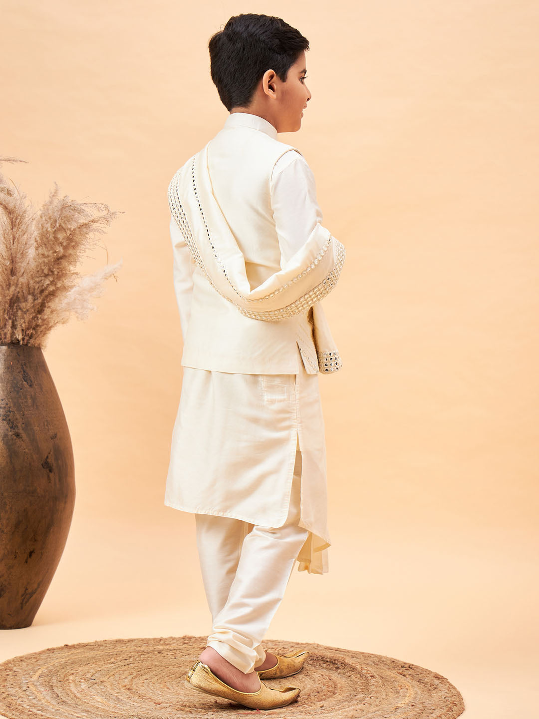 VASTRAMAY Boy's Cream Mirror Work Jacket And Pleated Kurta Pyjama Set With Ethnic Dupatta - qivii