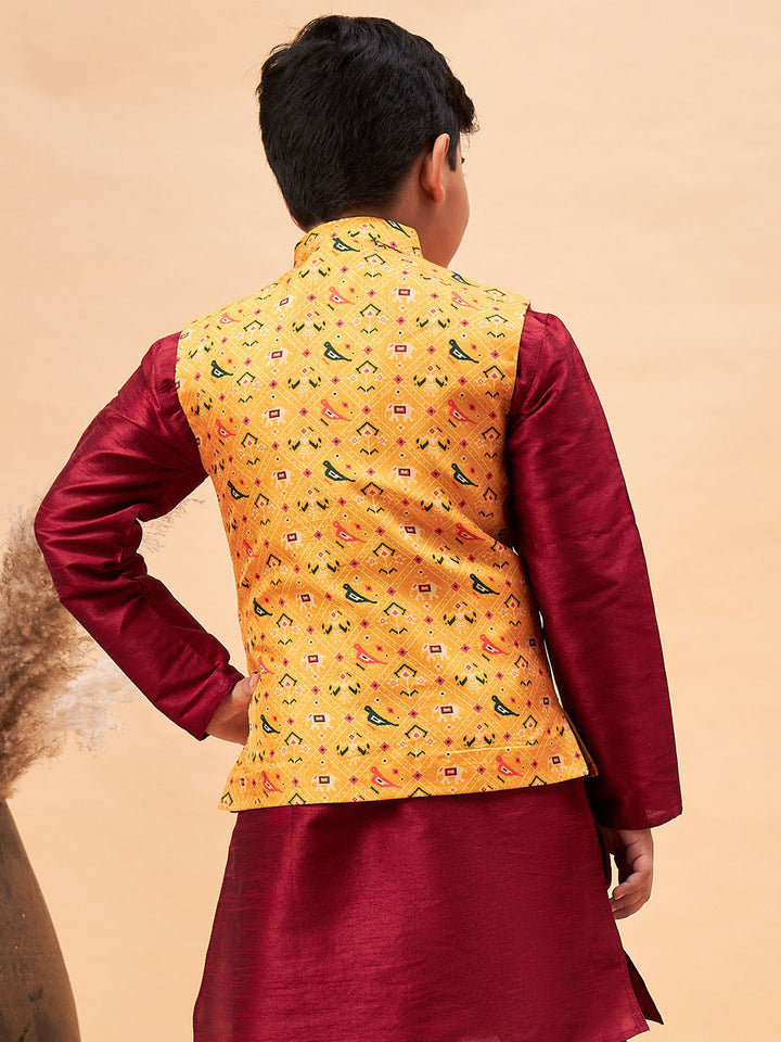 VASTRAMAY Boy's Yellow Ethnic Printed Jacket - qivii