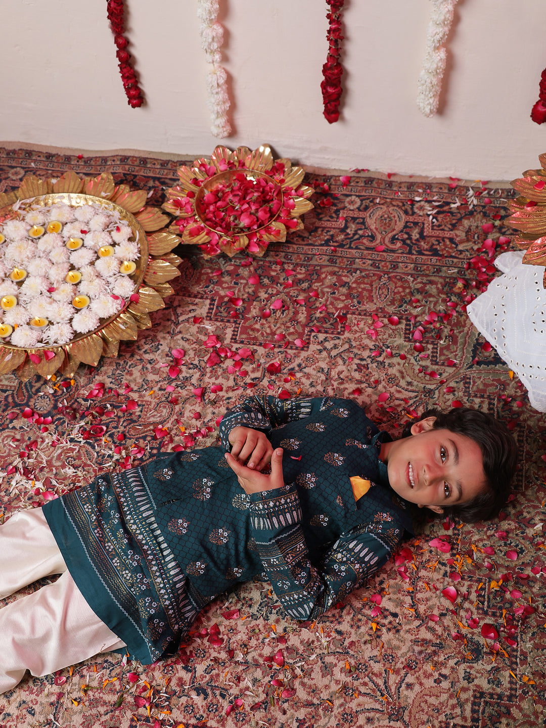 VASTRAMAY Boys' Blue Foli Print On Viscose Jacket And Kurta Pyjama Set - qivii