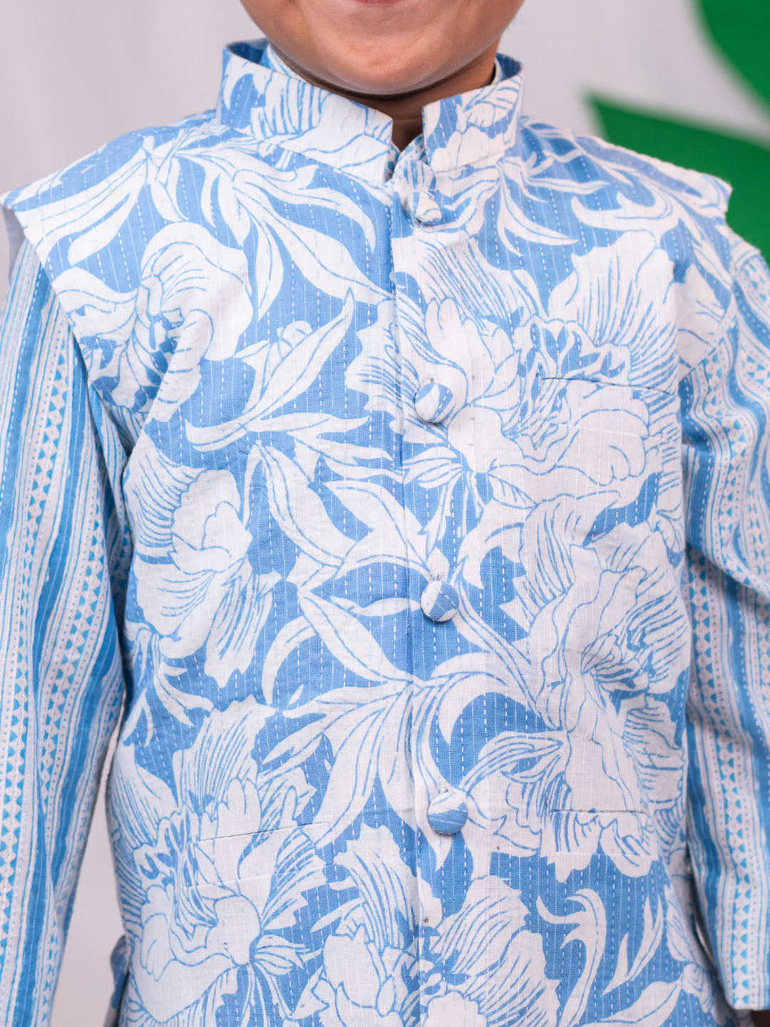 VASTRAMAY Boys' Blue Nehru Jacket - qivii