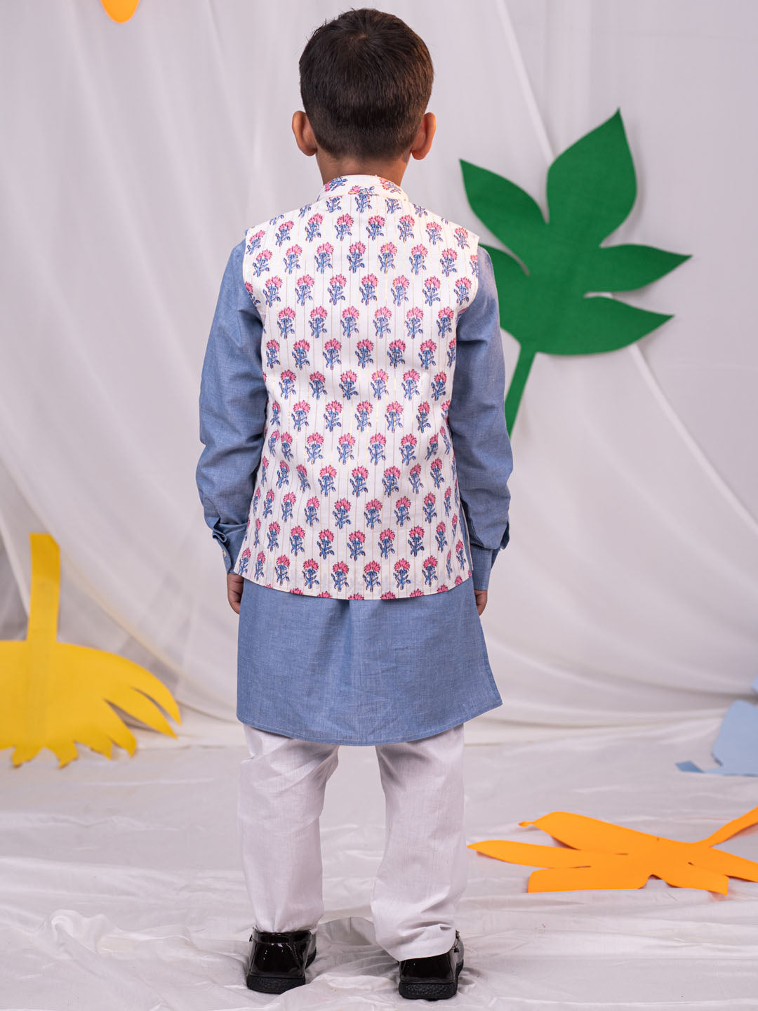 VASTRAMAY Boy's Beige Printed Jacket With Grey Kurta Pyjama Set - qivii