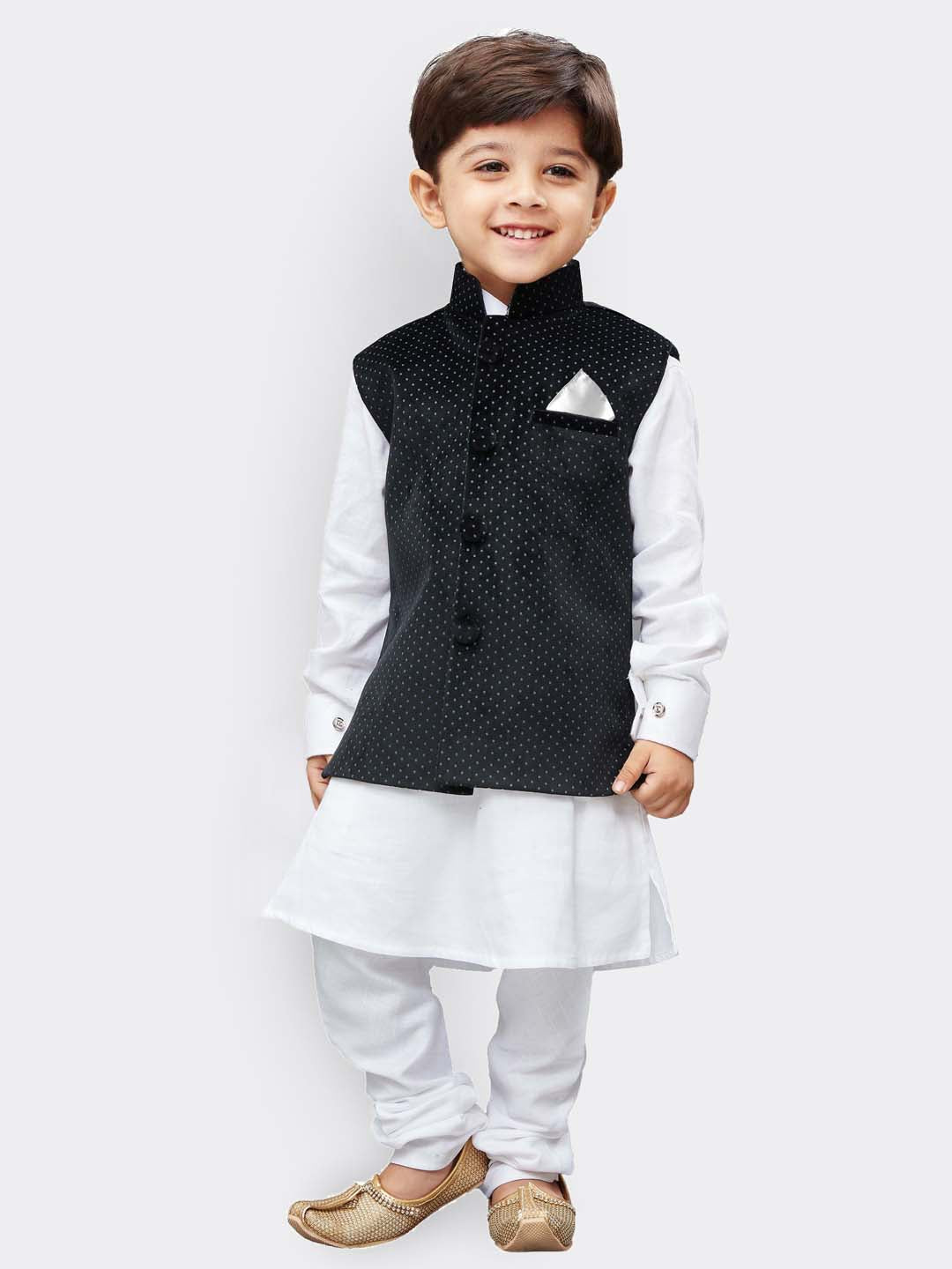 VASTRAMAY Boys' Black Velvet Nehru Jackets - qivii