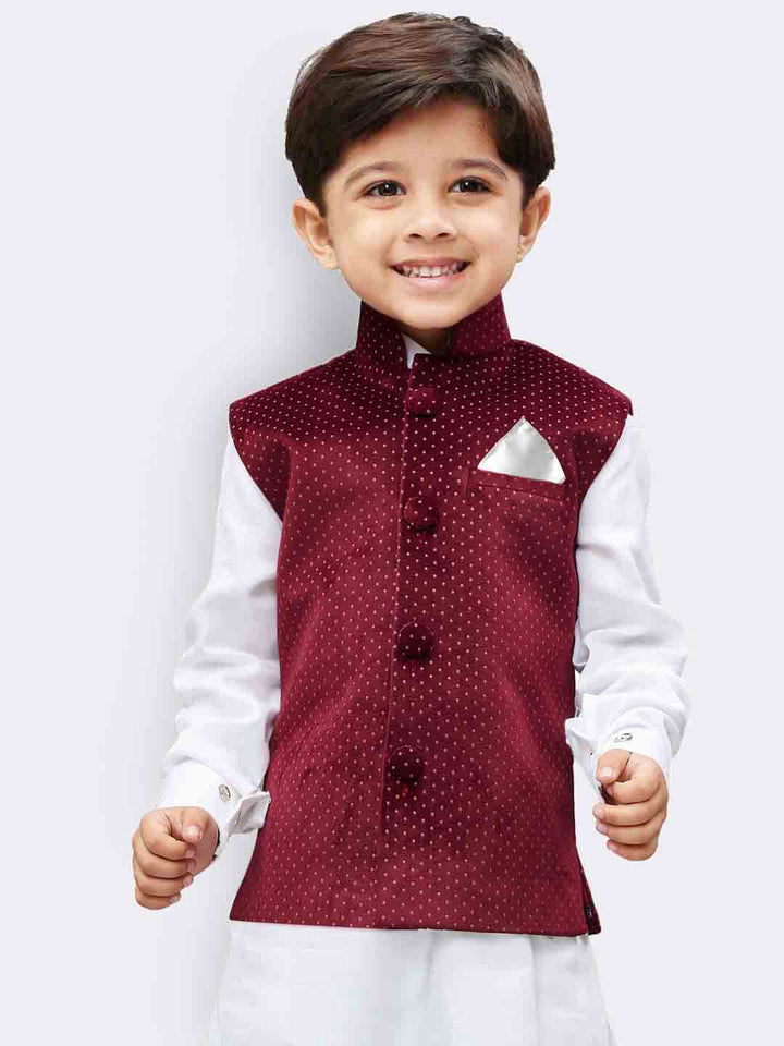 VASTRAMAY Boys' Maroon Velvet Nehru Jackets - qivii