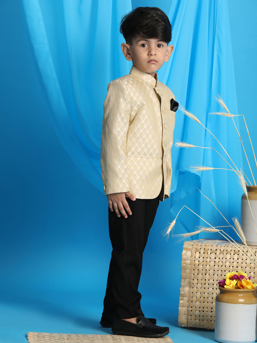 Vastramay Boy's Cream Woven Silk Blend Jodhpuri - qivii