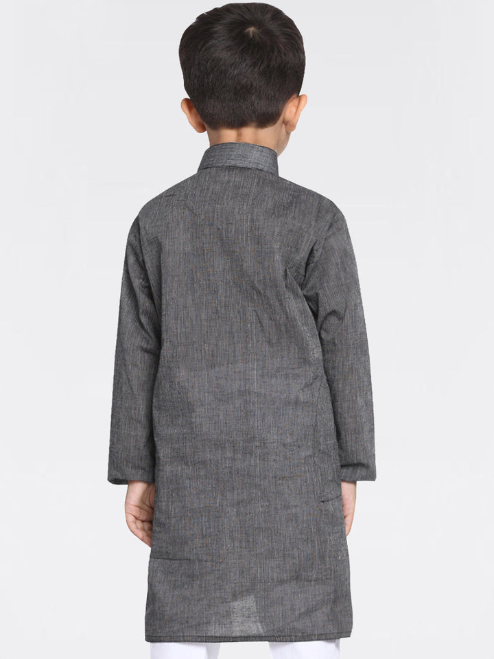 VASTRAMAY Boys Black Handloom Pure Cotton Kurta - qivii