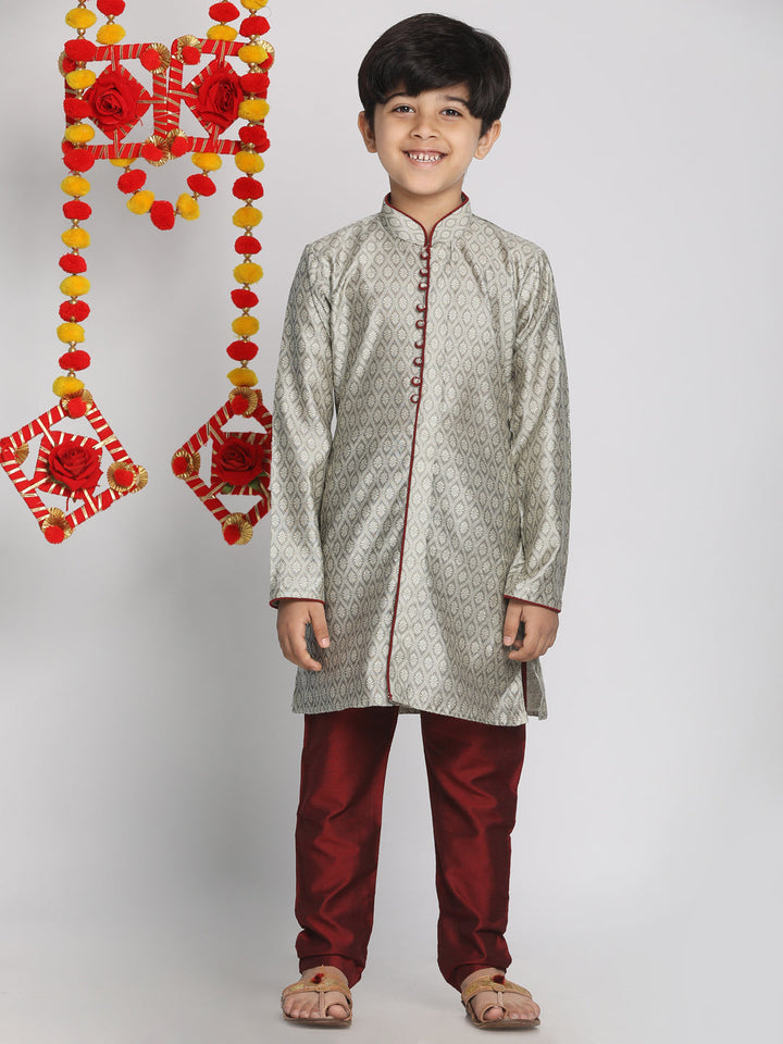 VASTRAMAY Boys' Grey And Maroon Jacquard Kurta Pyjama Set - qivii