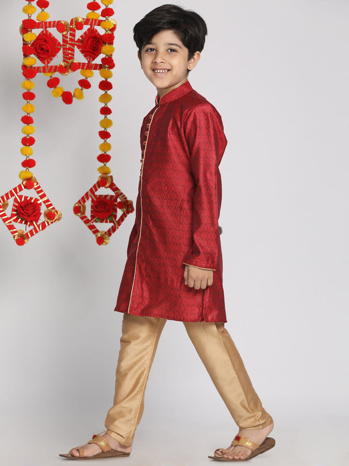 VASTRAMAY Boys' Maroon And Rose Gold Jacquard Kurta Pyjama Set - qivii