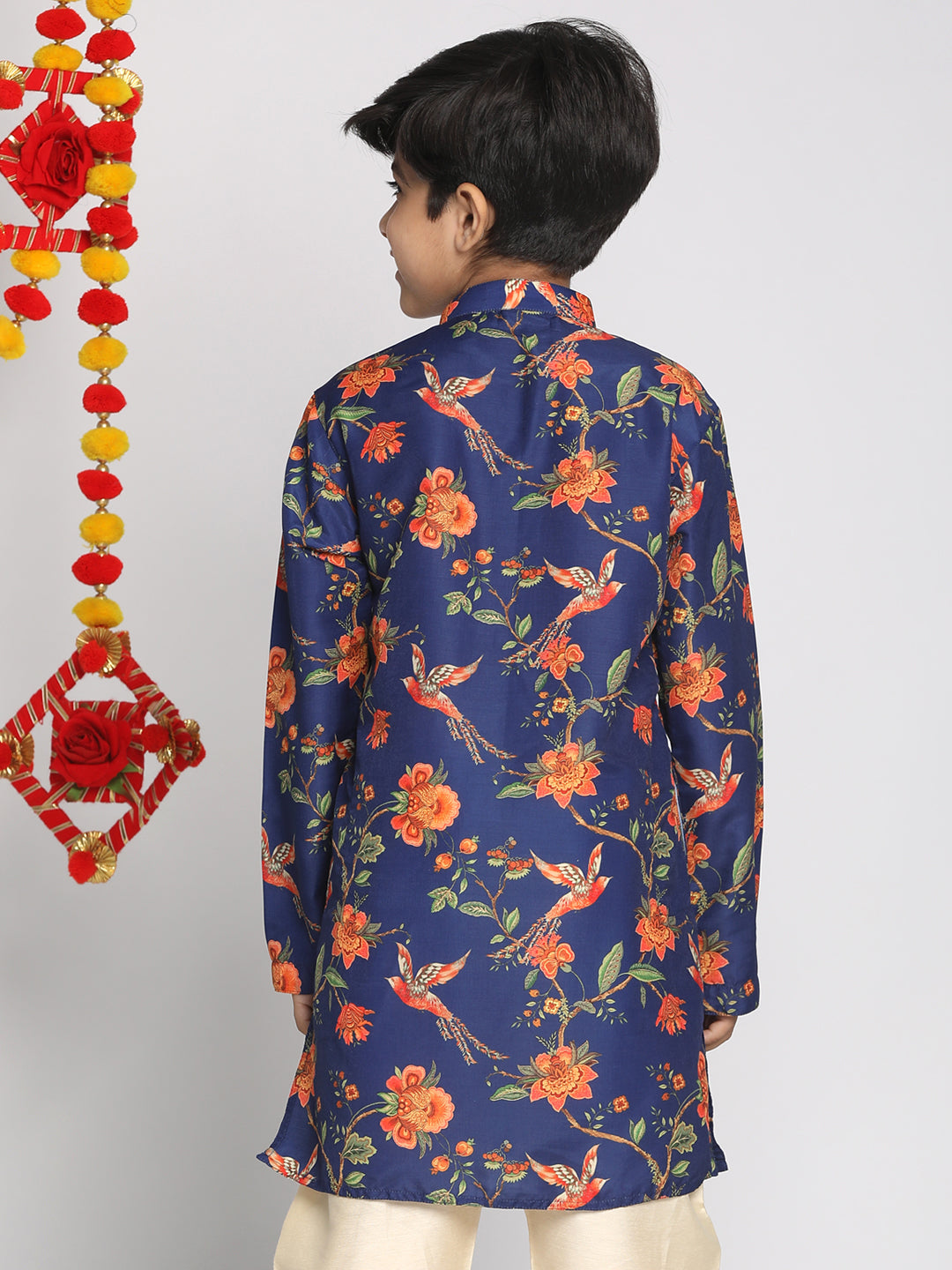 VASTRAMAY Boys' Multicolor-Base-Navy Blue Kurta With Leheriya Border - qivii