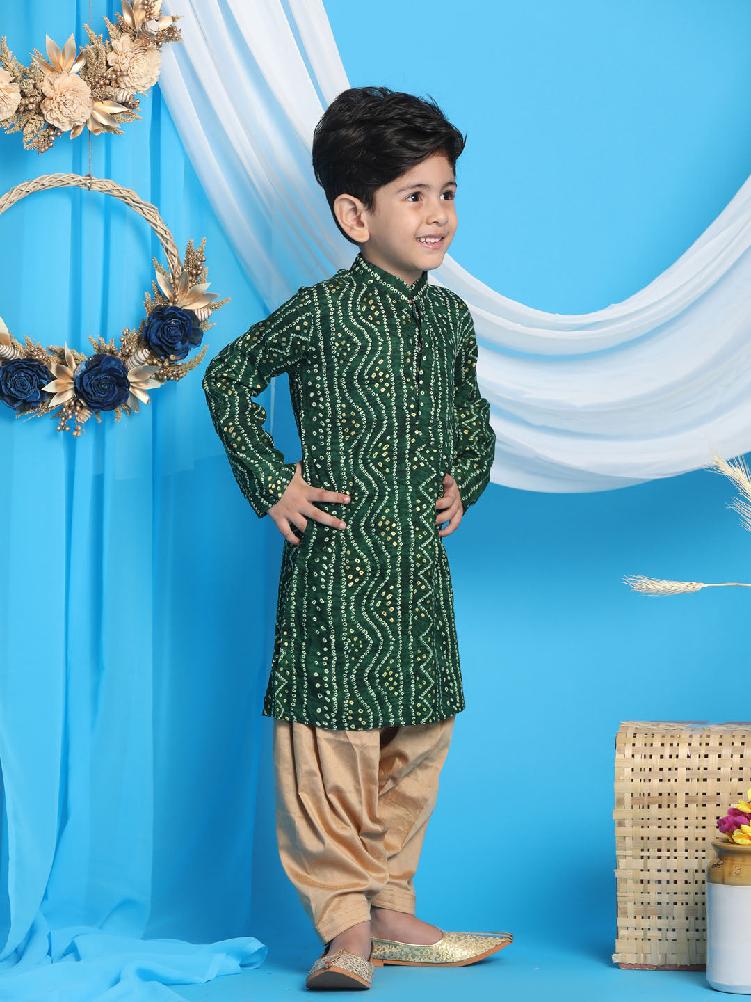 VASTRAMAY Boys' Green Bandhni Print Kurta And Rose Gold Patiyala Set - qivii