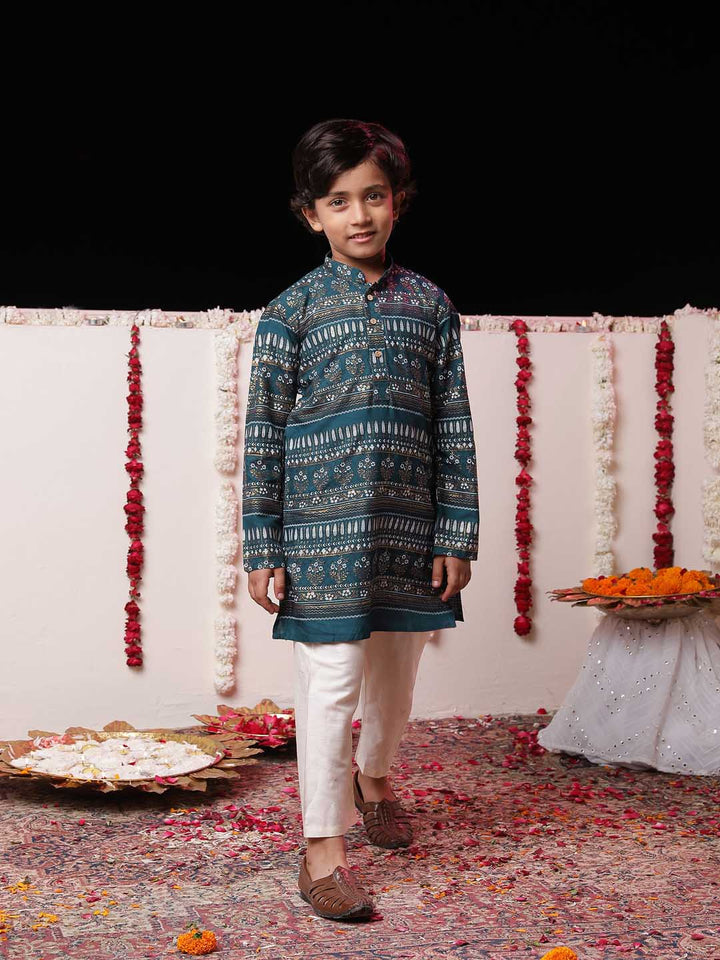 VASTRAMAY Boys' Blue Foil Printed Kurta And Cream Pyjama Set - qivii