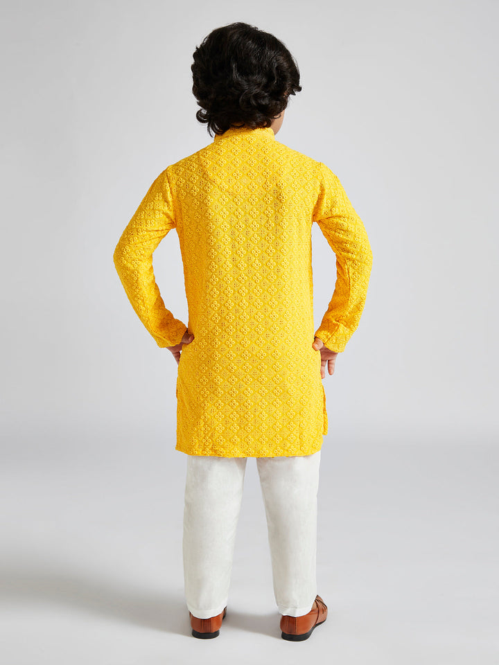 VASTRAMAY Boys' Yellow And White Schiffli Kurta Pyjama Set - qivii