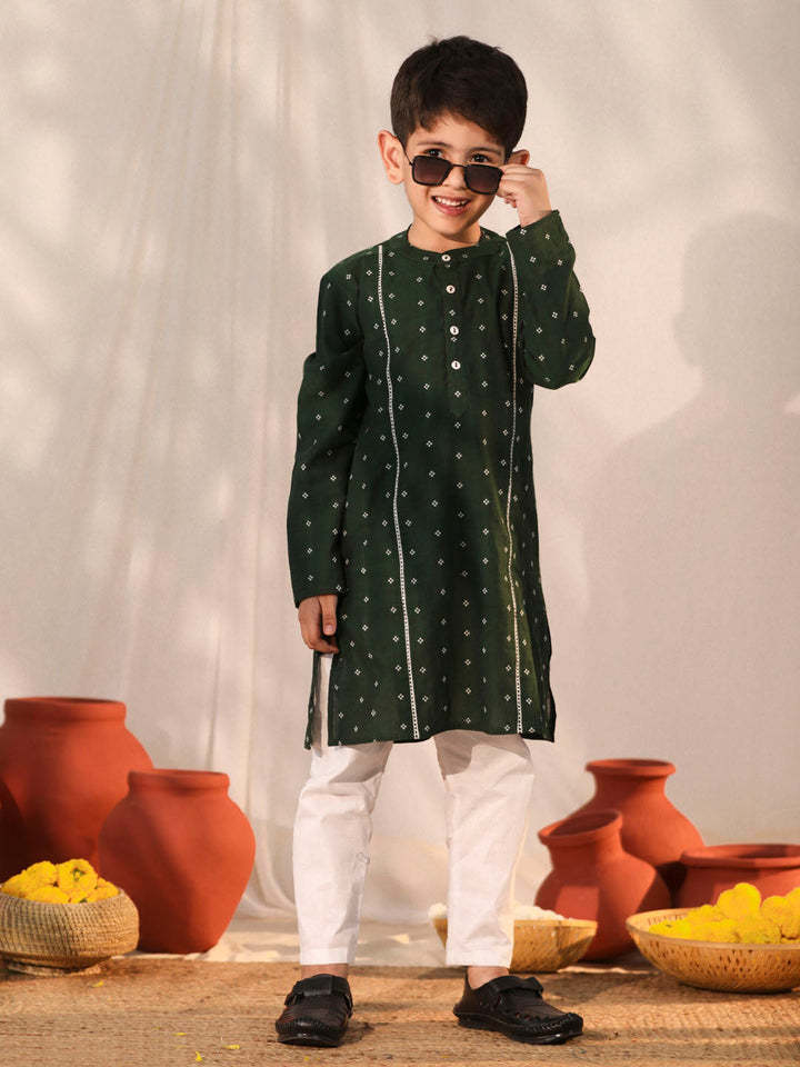 VASTRAMAY Boys' Bottle Green Kurta Pyjama Set - qivii