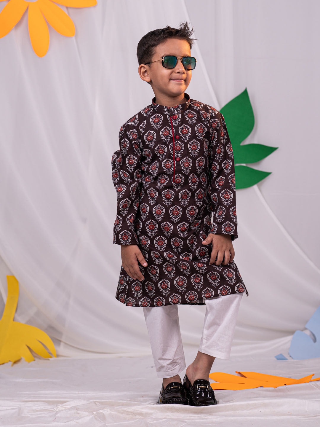 VASTRAMAY Boys' Brown Printed Kurta Pyjama Set - qivii