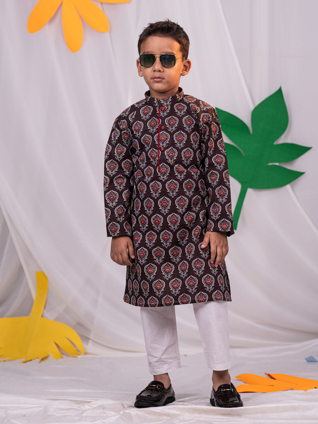 VASTRAMAY Boys' Brown Printed Kurta Pyjama Set - qivii