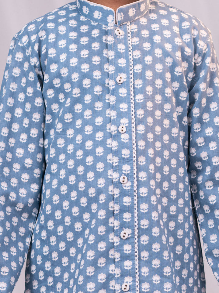 VASTRAMAY Boys' Blue And White Kurta Pyjama Set - qivii