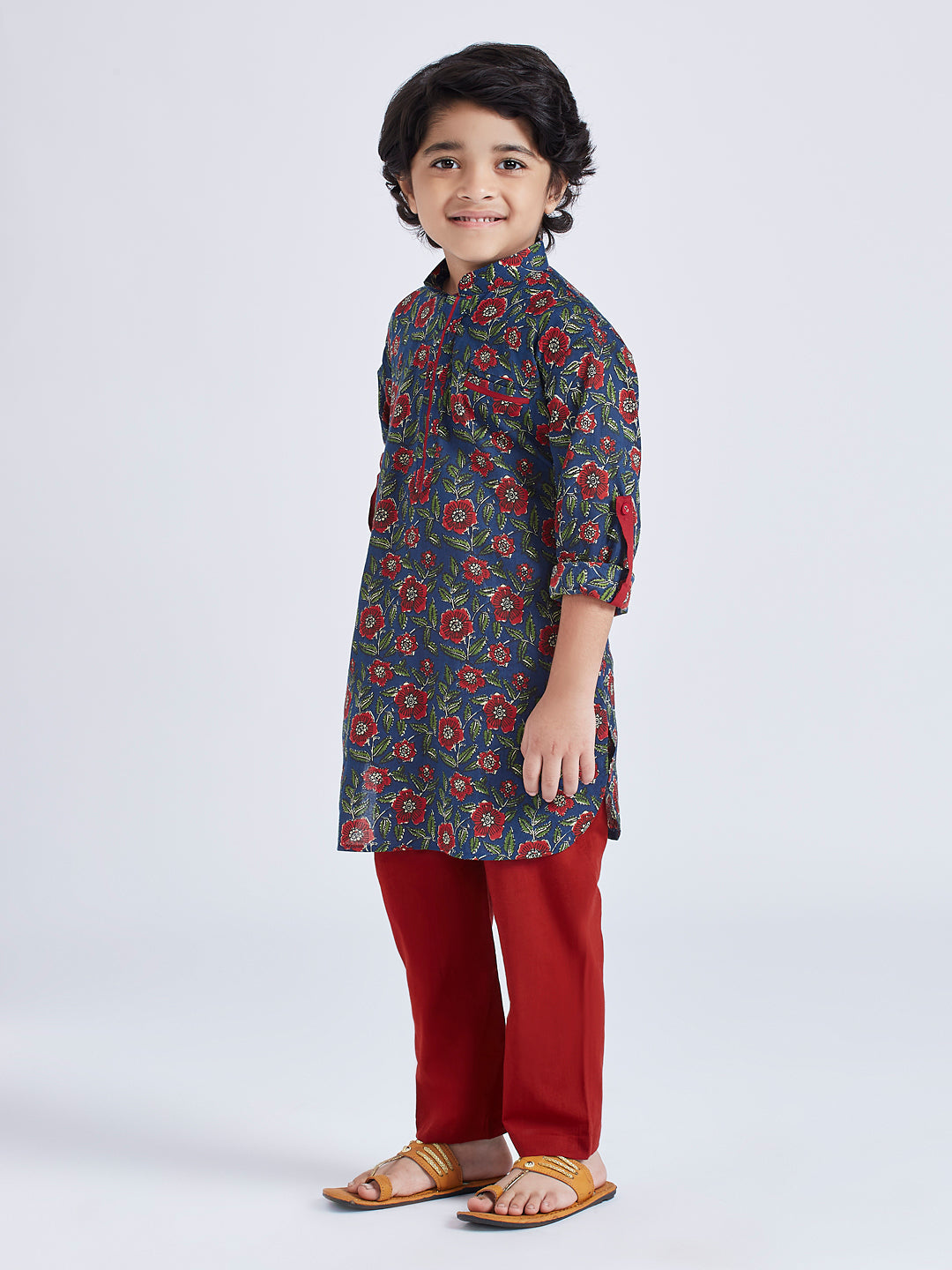 VASTRAMAY Boys' Navy Blue Kurta Pyjama Set - qivii