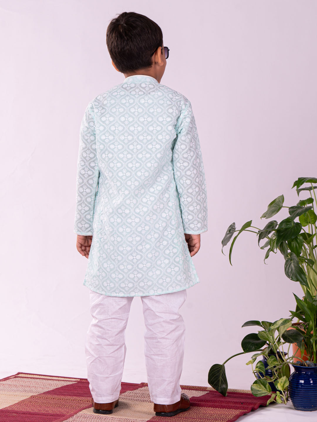 VASTRAMAY Boys' Green And White Kurta And Pyjama Set - qivii