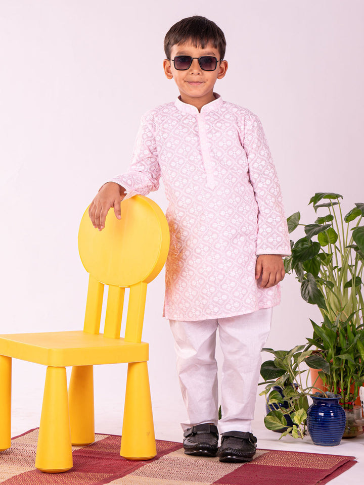 VASTRAMAY Boys' Pink And White Kurta And Pyjama Set - qivii