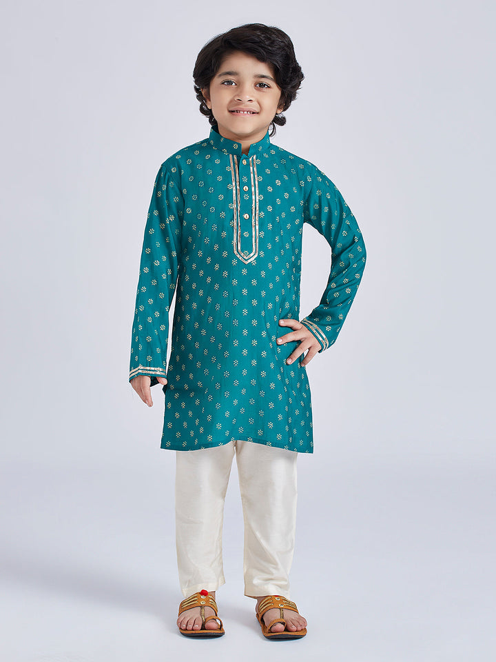 VASTRAMAY Boys' Green And Cream Kurta Pyjama Set - qivii