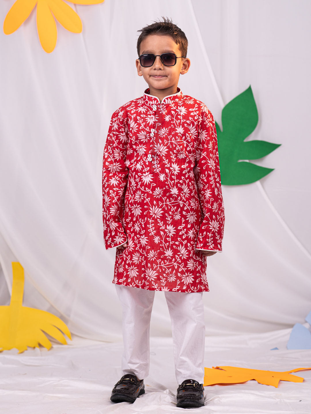 VASTRAMAY Boys' Red And White Kurta And Pyjama Set - qivii