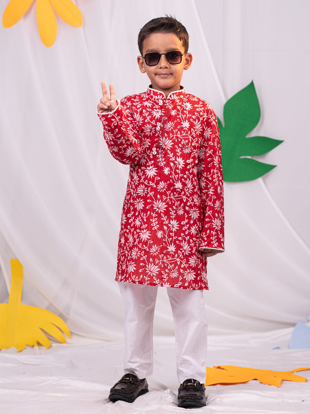 VASTRAMAY Boys' Red And White Kurta And Pyjama Set - qivii