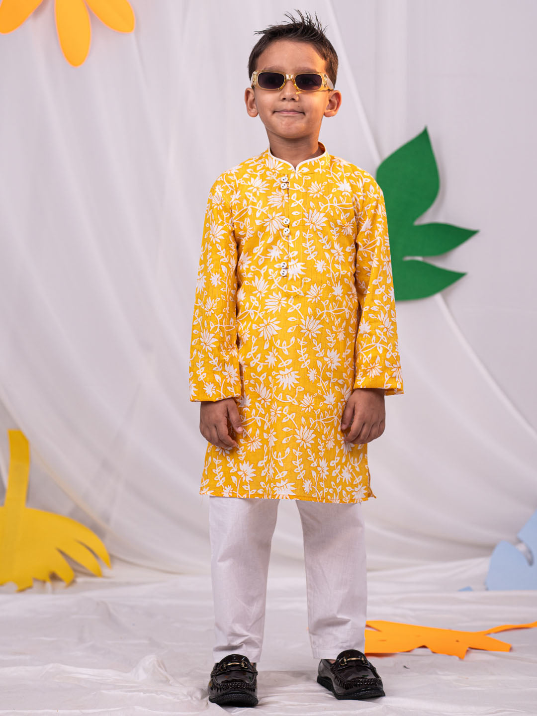 VASTRAMAY Boys' Yellow And White Kurta And Pyjama Set - qivii