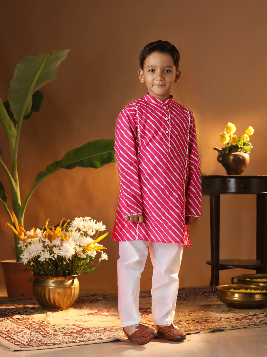 Vastramay Infant Boys' Pink And White Cotton Kurta and Pyjama Set - qivii