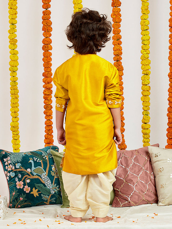 VASTRAMAY Boys' Mustard Kurta And Patiala Set - qivii