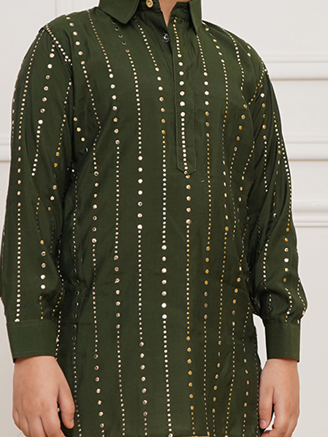 VASTRAMAY Boys' Bottle Green Kurta and Patiala Set - qivii