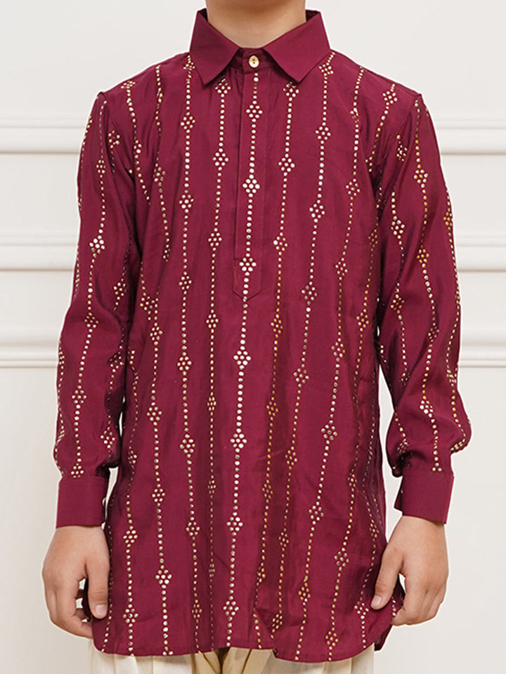 VASTRAMAY Boys' Wine Kurta and Patiala Set - qivii