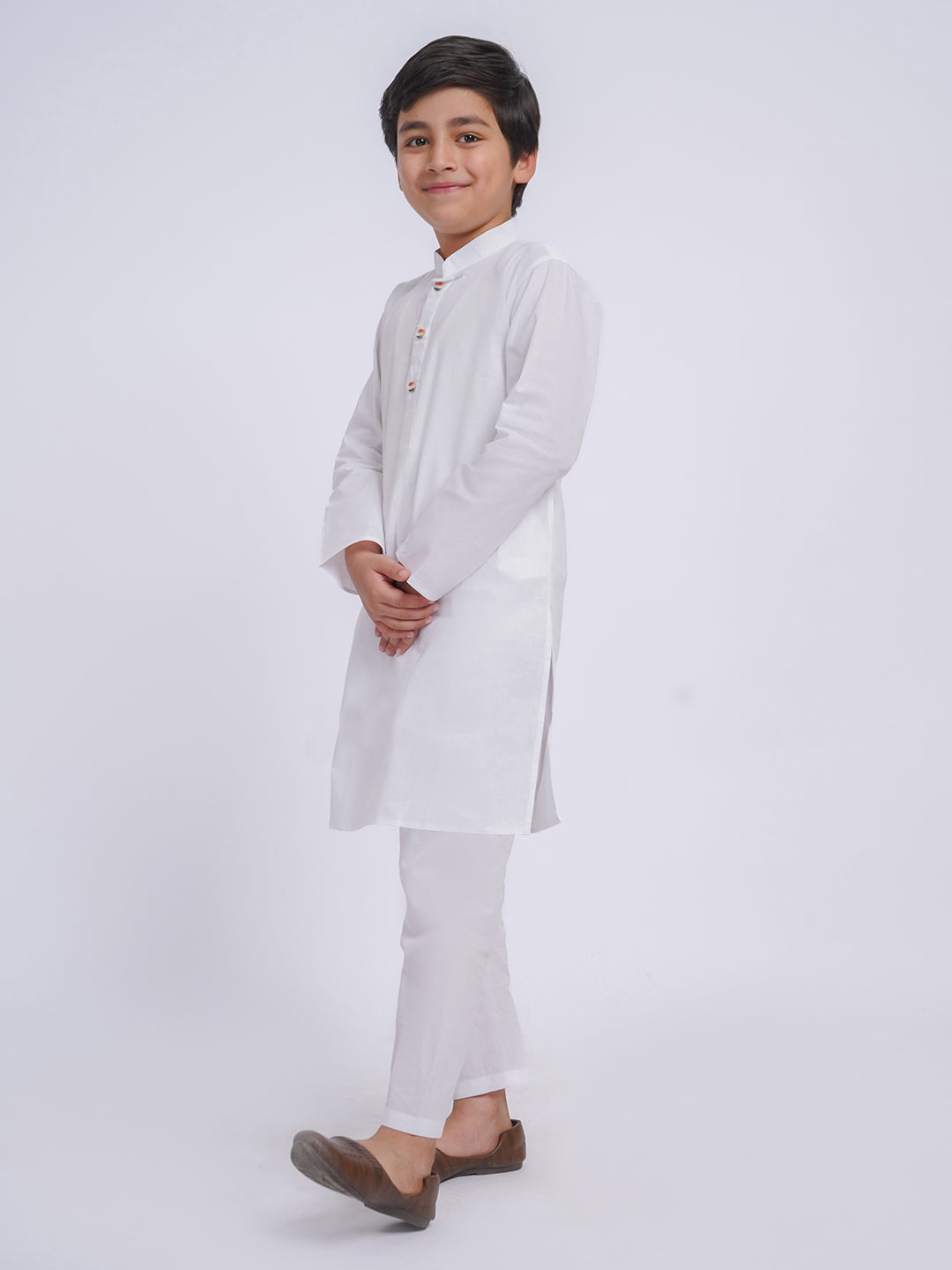 VASTRAMAY Boys' White Kurta And Pyjama Set - qivii