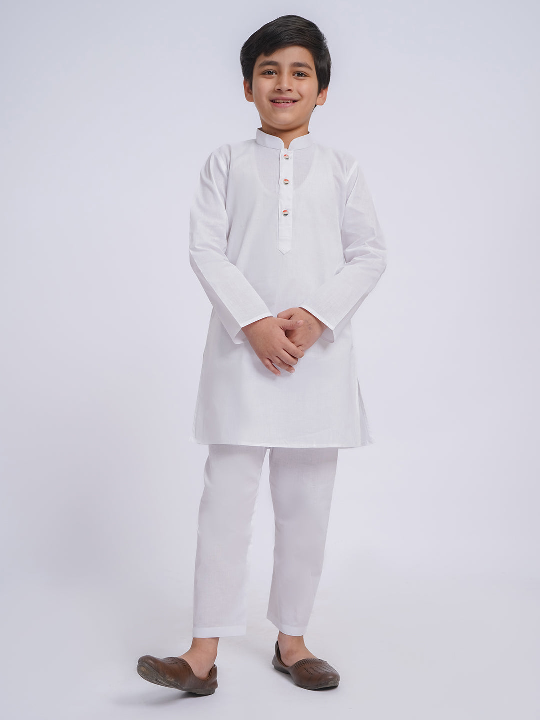 VASTRAMAY Boys' White Kurta And Pyjama Set - qivii
