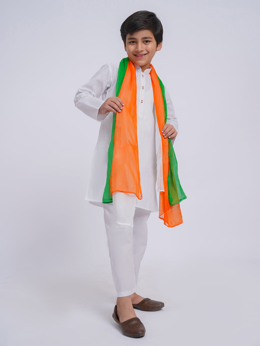 VASTRAMAY Boys' White Kurta And Pyjama And Dupatta Set - qivii
