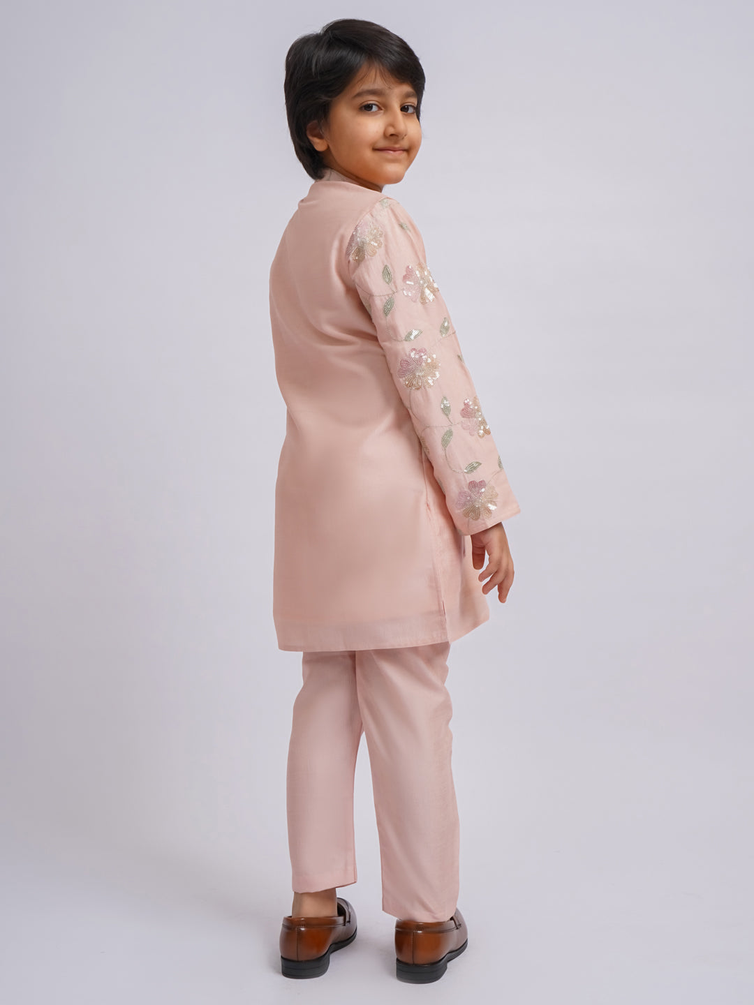 VASTRAMAY Boys' Peach Kurta And Pyjama Set - qivii
