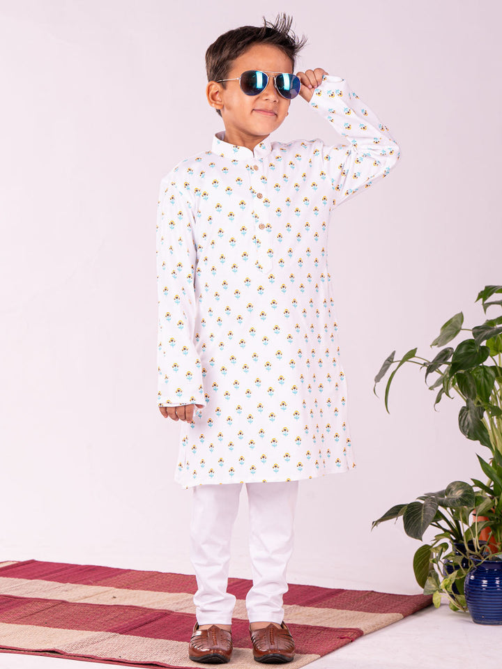 VASTRAMAY Boys' White Kurta Pyjama Set - qivii