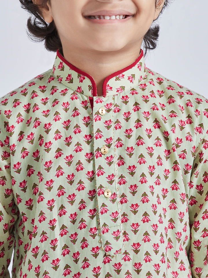 VASTRAMAY Boys' Mint Green Kurta Pyjama Set - qivii
