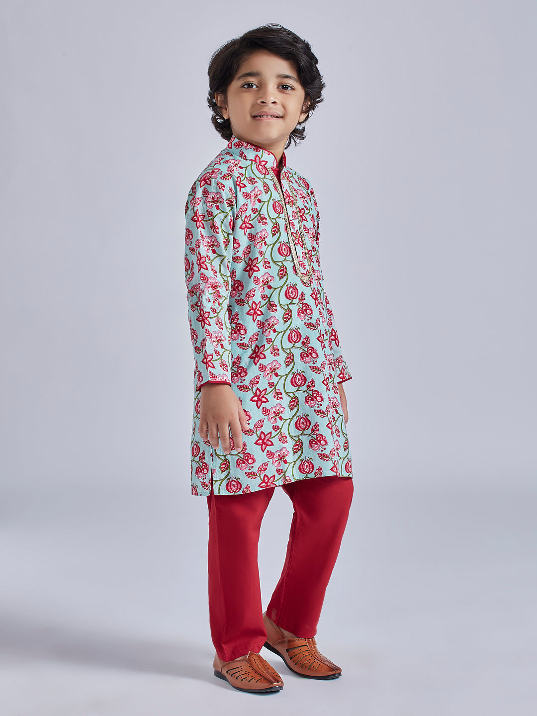 VASTRAMAY Boys' Multicolour And White Kurta Pyjama Set - qivii