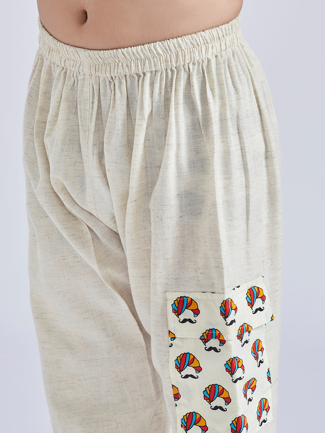 VASTRAMAY Boys' Cream Kurta And Pyjama Set - qivii