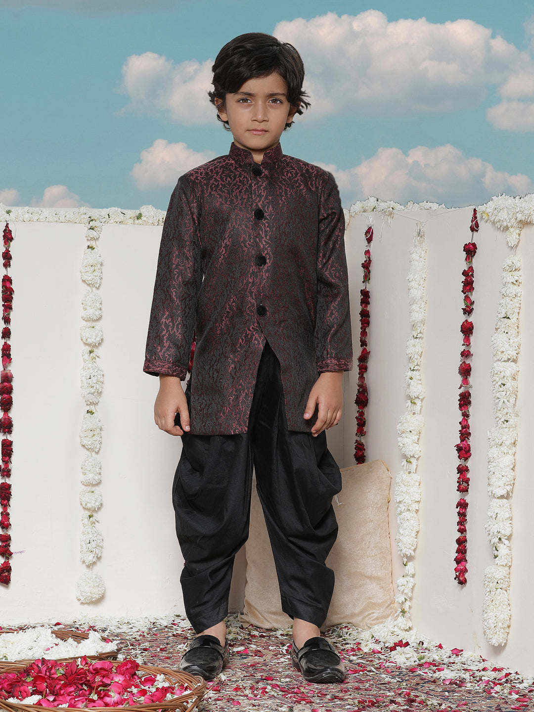 VASTRAMAY Boys' Maroon Silk Blend Sherwani - qivii